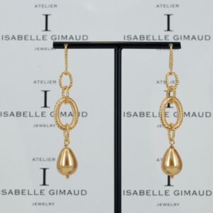 All gold pearl earring